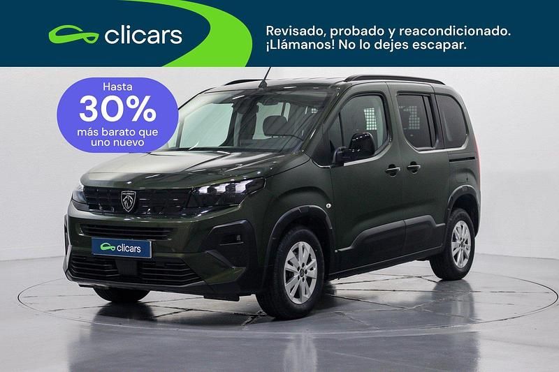 Usado Peugeot Rifter Allure 100 CV (73 kW) 2024 Verde Monovolumen