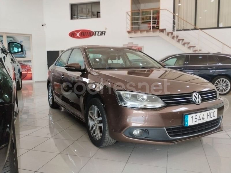 Marrón Usado 2012 VW Jetta Sport Berlina | 5999 € (Buen precio) - Imagen 1/4