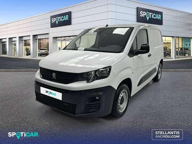 Blanco Usado 2023 Peugeot Partner Monovolumen | 13.400 € (Precio justo) - Imagen 1/4