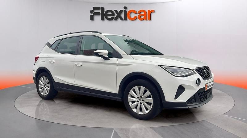 Usado Seat Arona Style 110 CV (80 kW) 2022 SUV