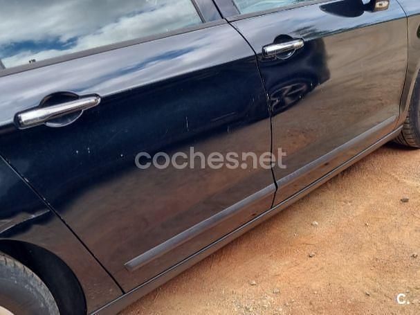 Usado Citroën C5 Business Class 140 CV (102 kW) 2013 Negro Familiar