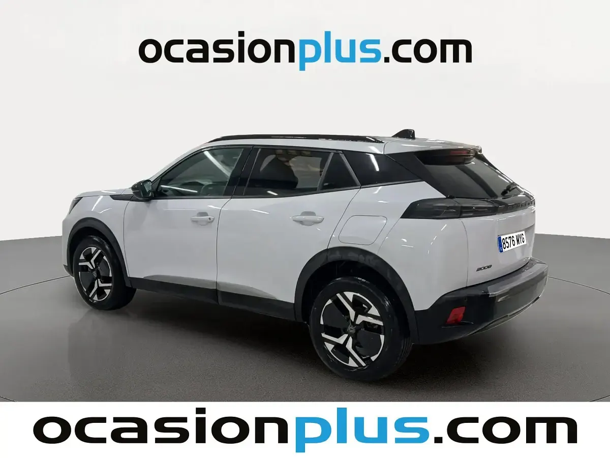 Usado Peugeot 2008 Allure 102 HP (75 kW) 2025 Branco SUV