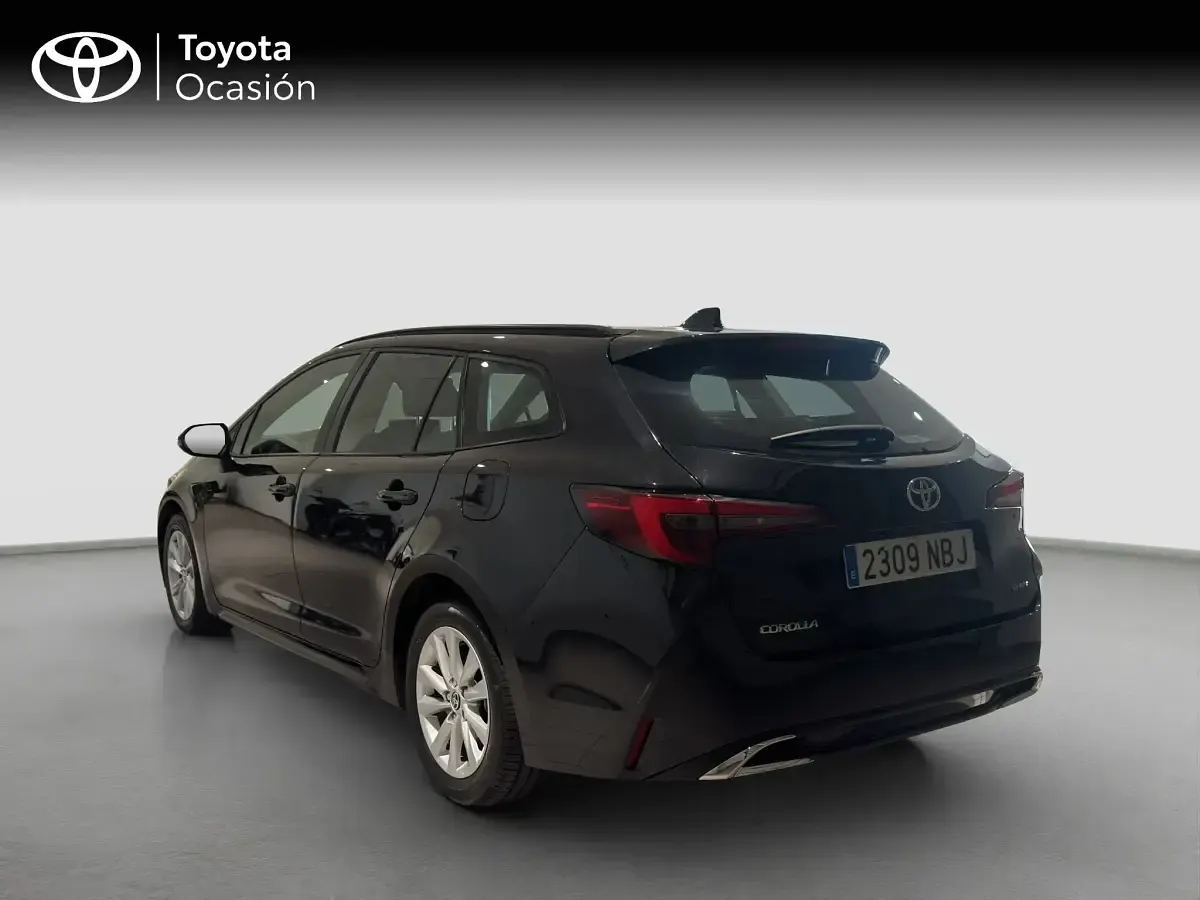 Begagnad Toyota Corolla Active 140 HK (102 kW) 2025 Svart Kombi
