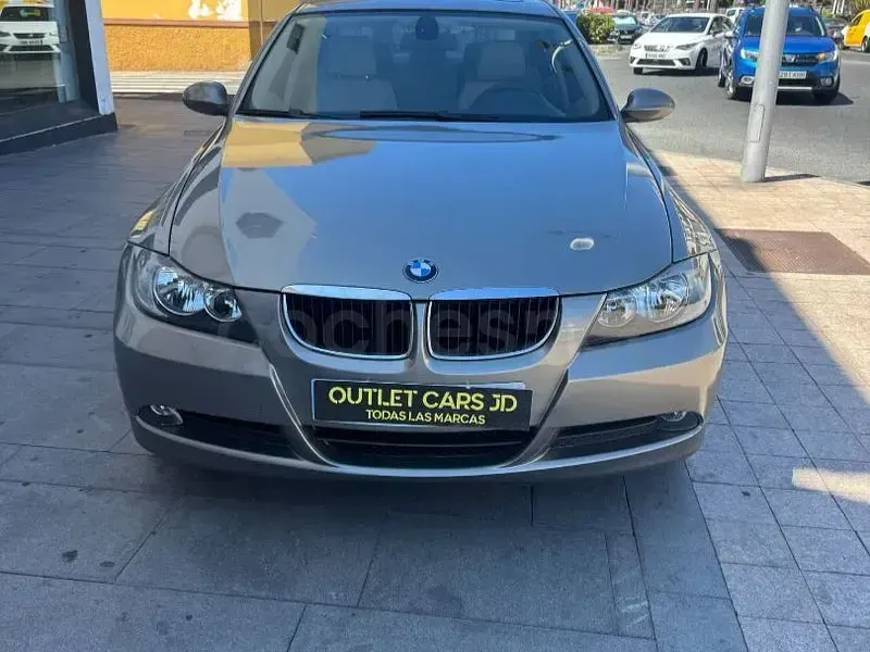 Usado BMW 320 Comfort Edition 170 CV (125 kW) 2008 Beige Berlina