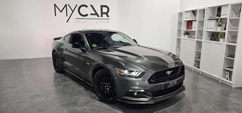Usado Ford Mustang GT Fastback 419 CV (308 kW) 2016 Gris Coupe