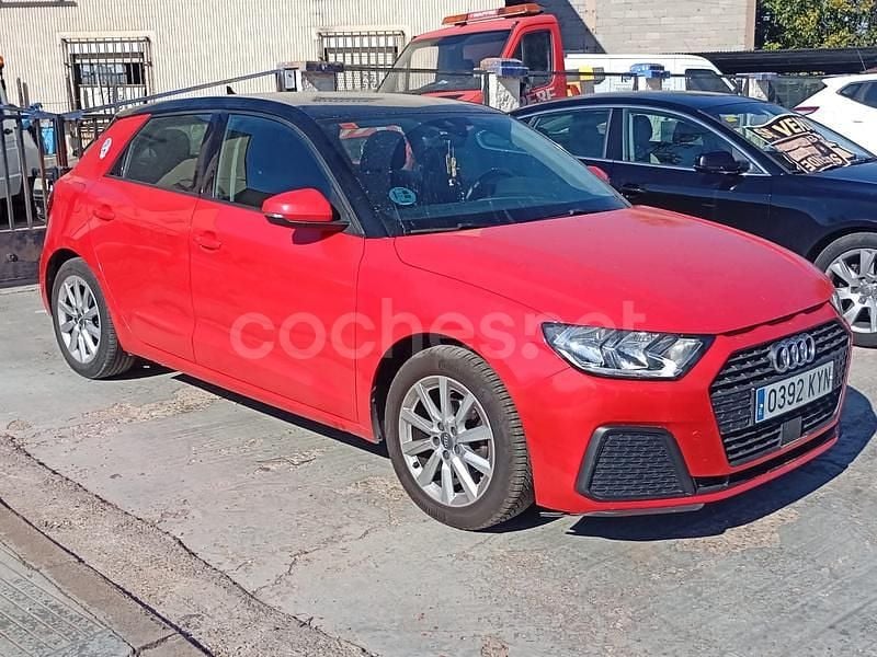 Usado Audi A1 Sportback 95 CV (69 kW) 2019 Granate Utilitario