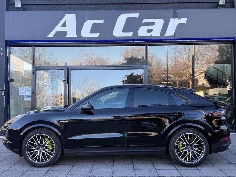 Negro Usado 2022 Porsche Cayenne SUV | 74.990 € (Super precio) - Imagen 1/4