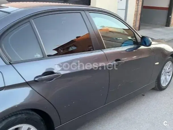 Usado BMW 320 Comfort Edition 163 CV (119 kW) 2008 Gris / plata Berlina
