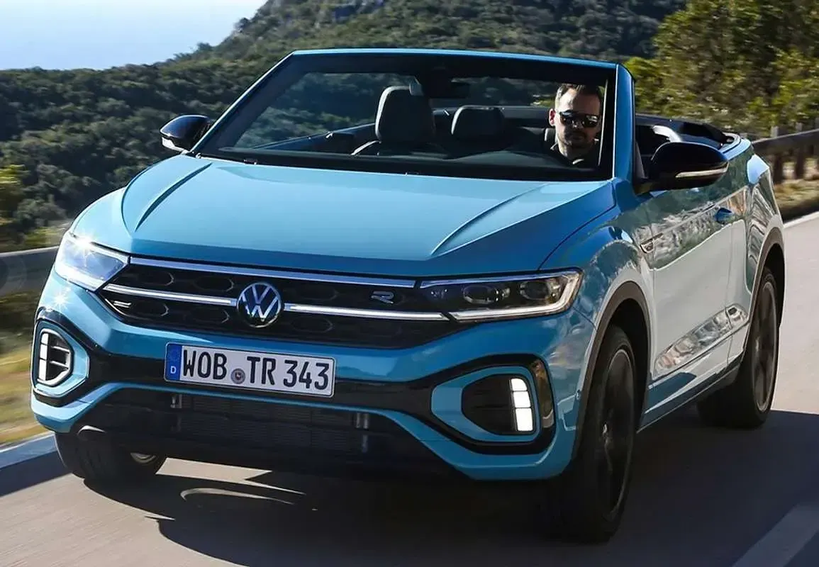 Usado VW T-Roc Cabriolet Style 110 CV (80 kW) 2022 Rojo Descapotable