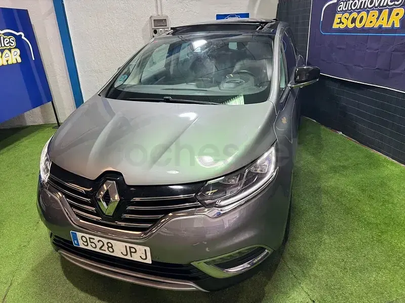 Usado Renault Espace Zen 160 CV (117 kW) 2016 Gris / plata Monovolumen