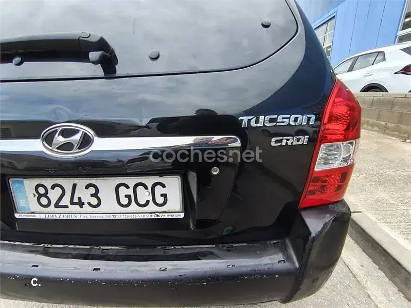 Usado Hyundai Tucson Style 140 CV (102 kW) 2008 Negro SUV
