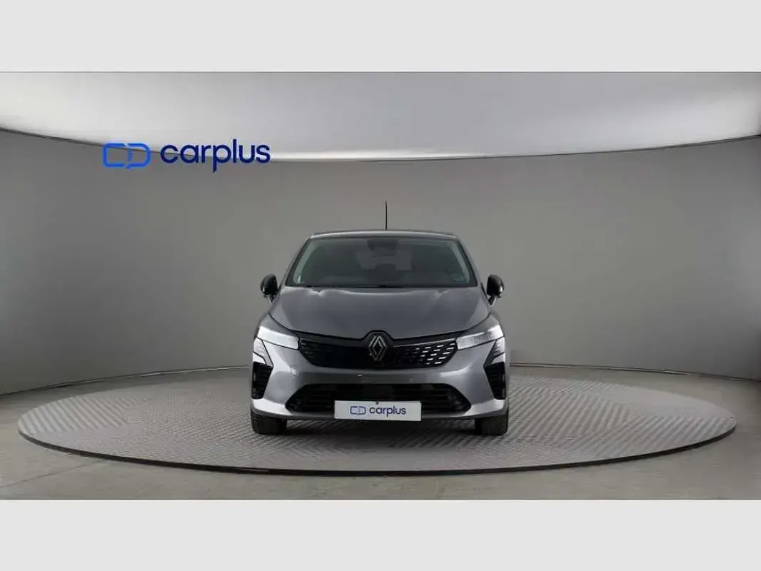 Usado Renault Clio Evolution 101 CV (74 kW) 2025 Gris Utilitario