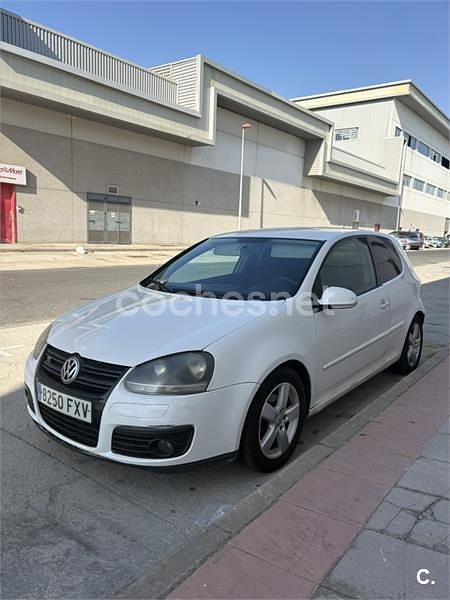 Blanco Usado 2007 VW Golf V GT Berlina | 4250 € (Buen precio) - Imagen 1/4