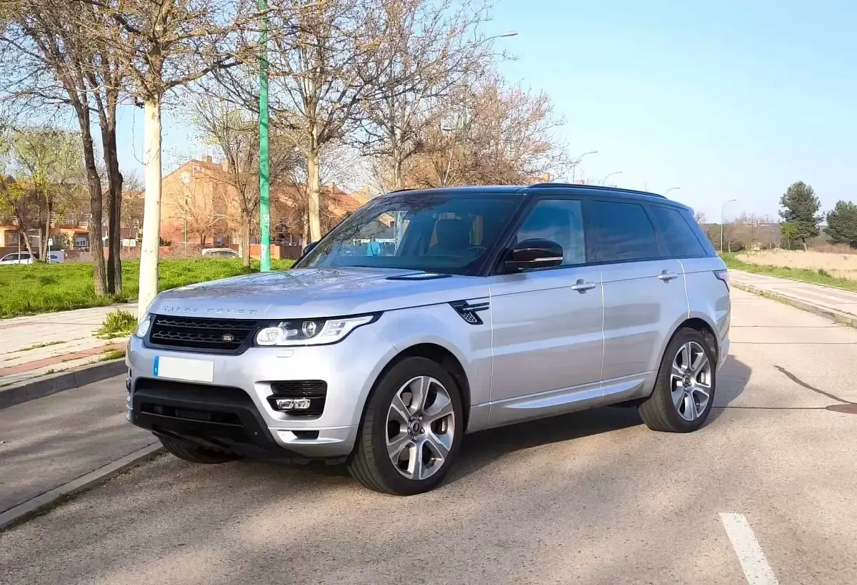 Usado Land Rover Range Rover Autobiography Dynamic 340 CV (250 kW) 2015 Gris / plata SUV