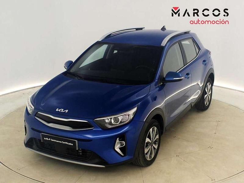 Azul Usado 2024 Kia Stonic SUV | 19.600 € (Un poco caro) - Imagen 1/4