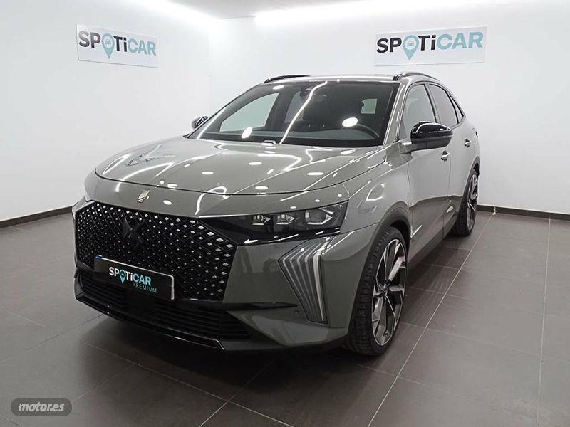 Gris Usado 2023 DS Automobiles DS7 Crossback Opera SUV | 50.995 € (Precio justo) - Imagen 1/4