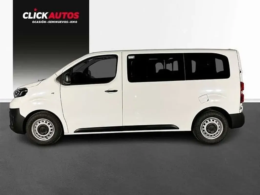 Usado Toyota Proace 145 CV (106 kW) 2023 Blanco Monovolumen