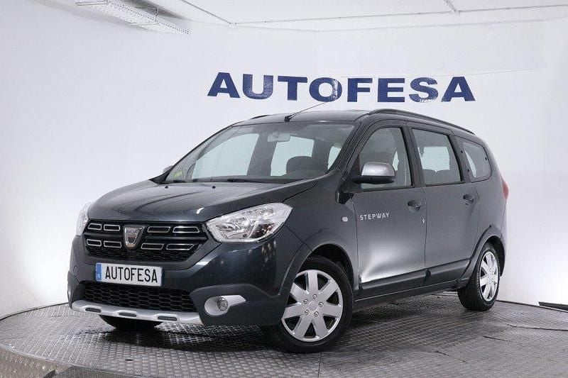 Negra Usado 2020 Dacia Lodgy Stepway Monovolumen | 15.050 € (Precio justo) - Imagen 1/4