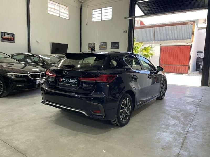 Usado Lexus CT200h Business Edition 136 CV (100 kW) 2019 Azul Utilitario