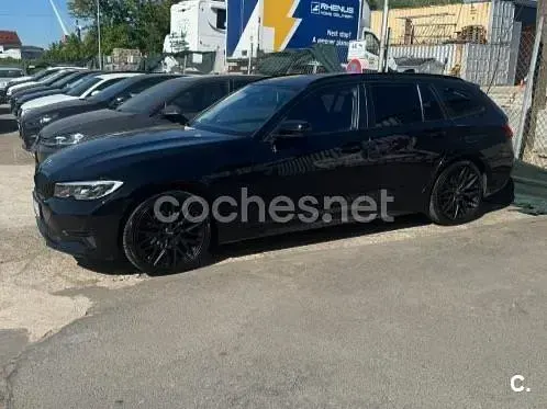 Usado BMW 318 Advantage 150 CV (110 kW) 2020 Negro Familiar