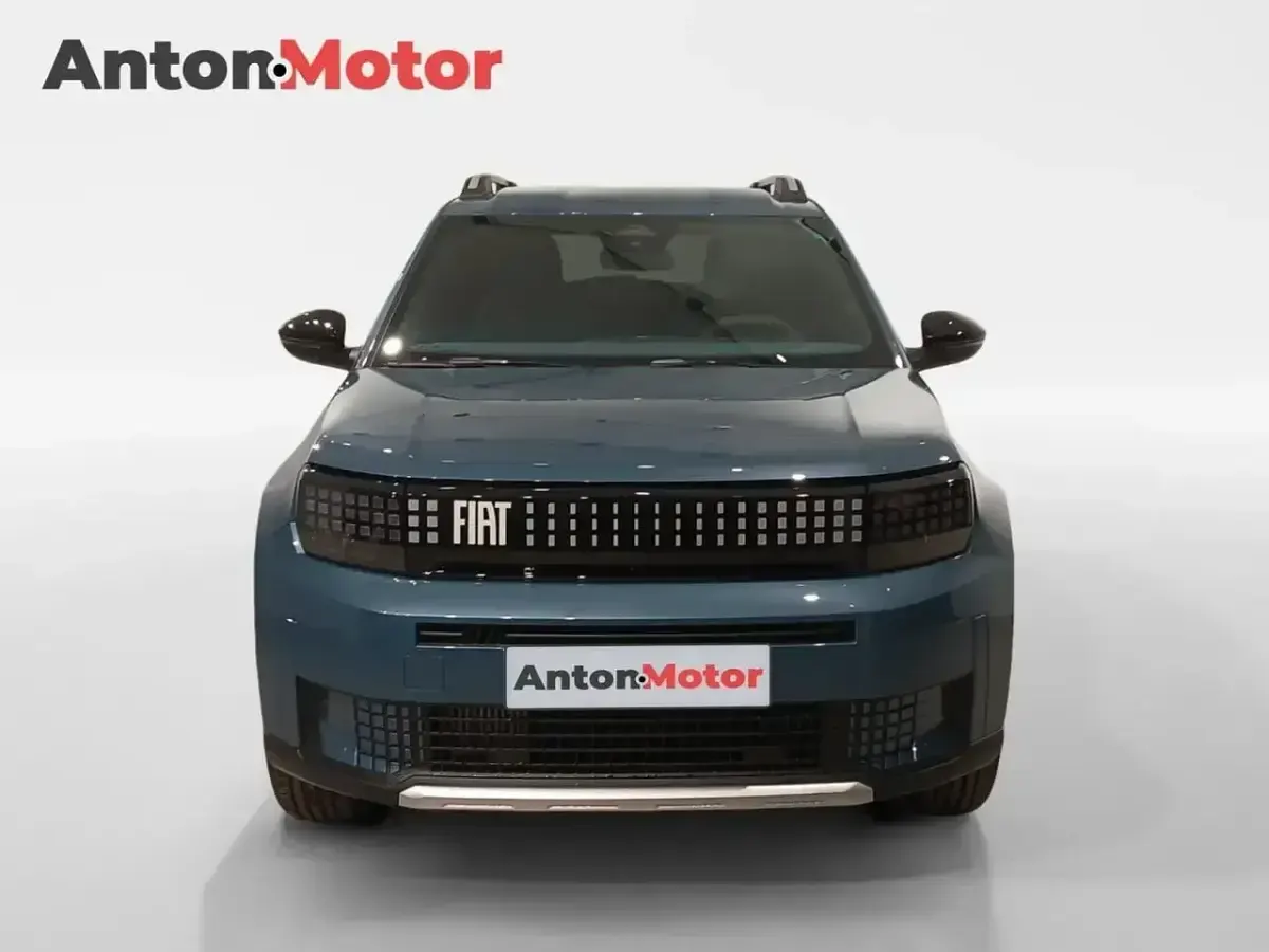 Nuevo Fiat Grande Panda Icon 110 CV (80 kW) 2025 Azul Utilitario