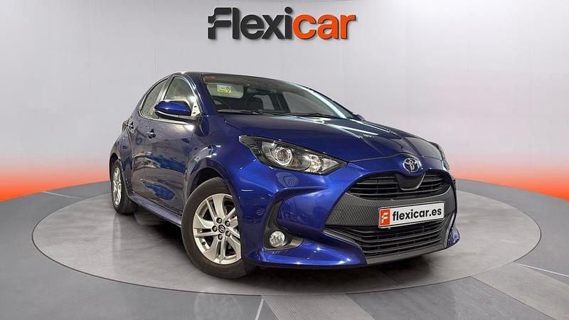 Usado Toyota Yaris Edition 125 CV (91 kW) 2021 Azul Utilitario