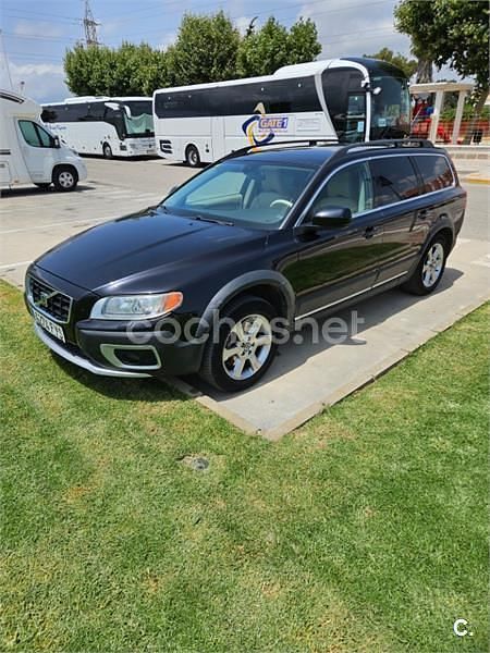 Negro Usado 2008 Volvo XC70 Summum SUV | 8000 € - Imagen 1/4