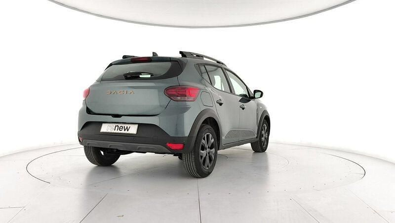 Usado Dacia Sandero Extreme 100 CV (73 kW) 2025 Verde Berlina