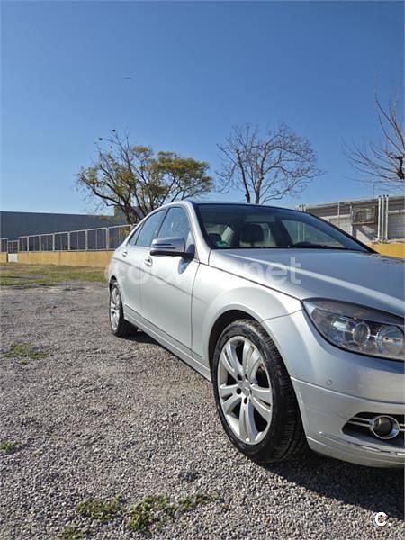 Usado Mercedes C220 Avantgarde 170 CV (125 kW) 2010 Gris / plata Berlina
