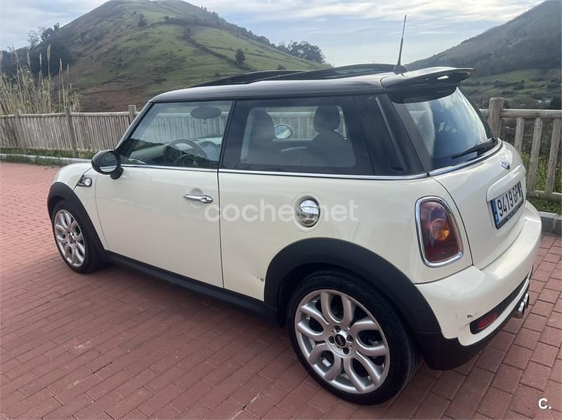 Usado Mini Cooper S 175 CV (128 kW) 2009 Beige Utilitario