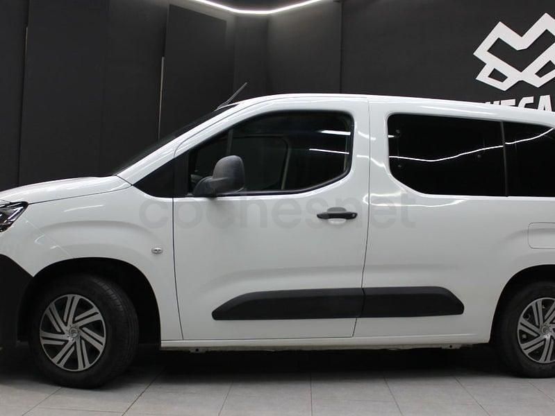 Usado Citroën Berlingo Live 100 CV (73 kW) 2019 Blanco Monovolumen
