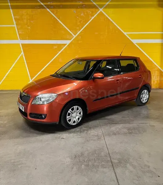 Usado Skoda Fabia Comfort 80 CV (58 kW) 2007 Naranja Familiar