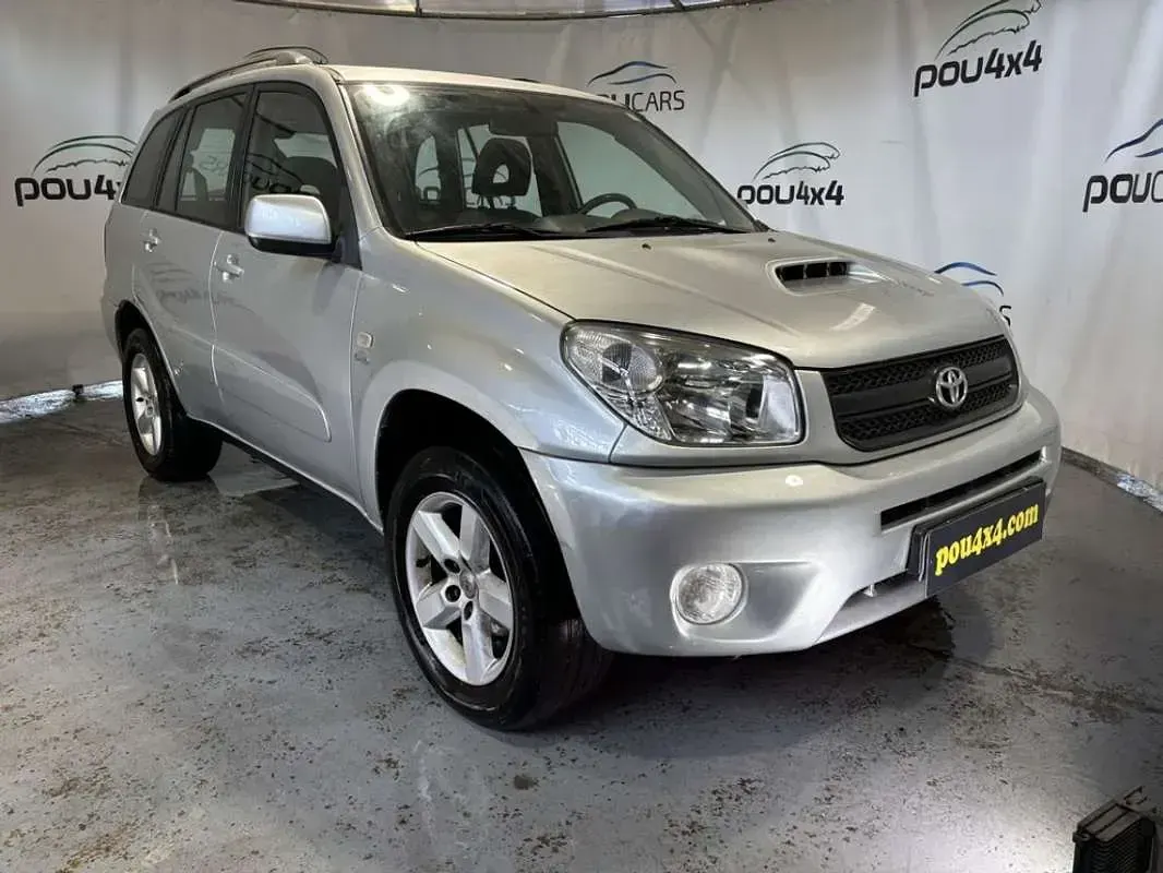 Usado Toyota RAV4 Sol 116 CV (85 kW) 2003 Plateado SUV