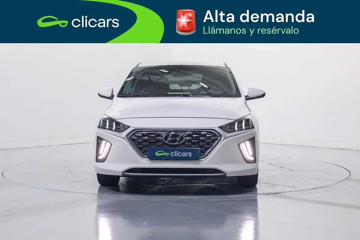 Usado Hyundai Ioniq 105 CV (77 kW) 2020 Blanco Utilitario