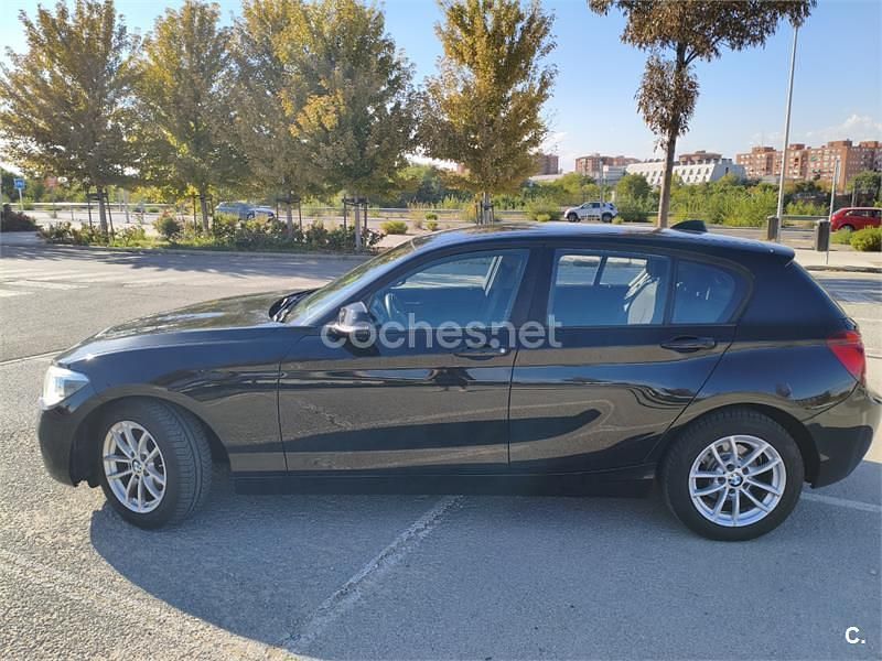 Usado BMW 118 Comfort Edition 136 CV (100 kW) 2014 Negro Utilitario