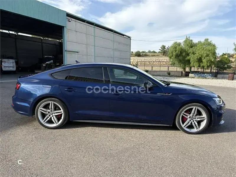Usado Audi A5 Sportback Advanced Plus 218 CV (160 kW) 2017 Azul Utilitario