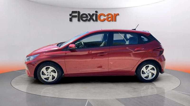 Usado Hyundai i20 84 CV (61 kW) 2022 Rojo Berlina