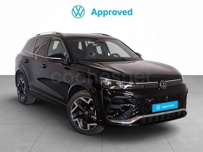 Usado VW Tiguan R-line 150 CV (110 kW) 2025 Negro SUV