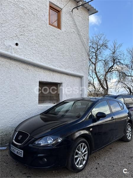 Usado Seat Leon Style 105 CV (77 kW) 2009 Negro Berlina