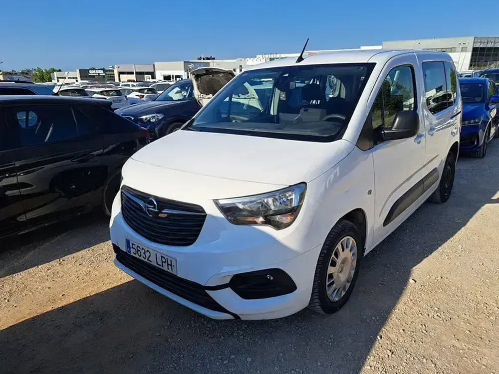 Usado Opel Combo 102 CV (75 kW) 2021 Blanco Monovolumen
