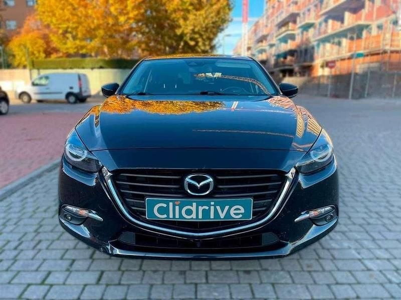 Usado Mazda 3 Edition 120 CV (88 kW) 2018 Negro Utilitario