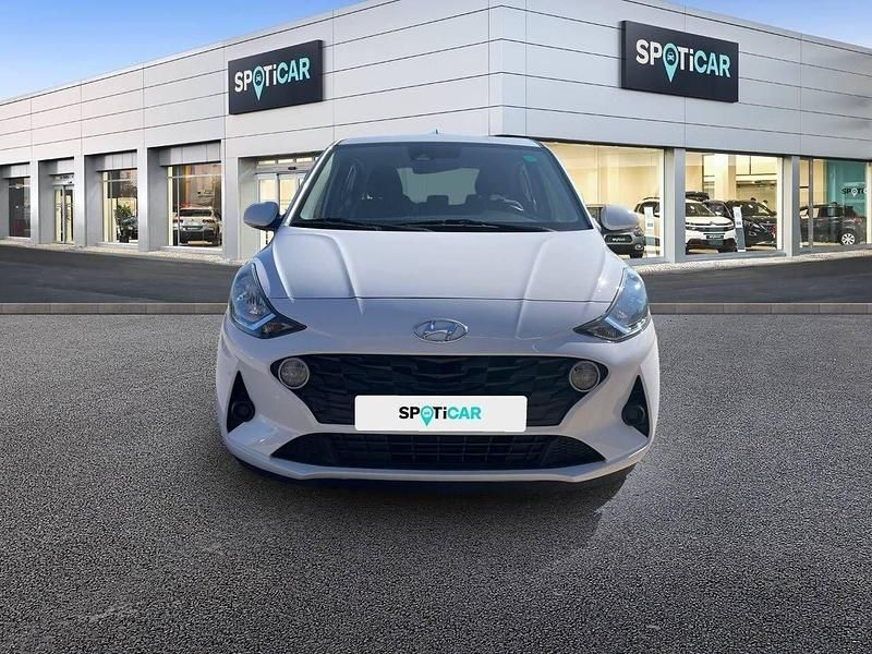 Usado Hyundai i10 67 CV (49 kW) 2022 Blanco Utilitario