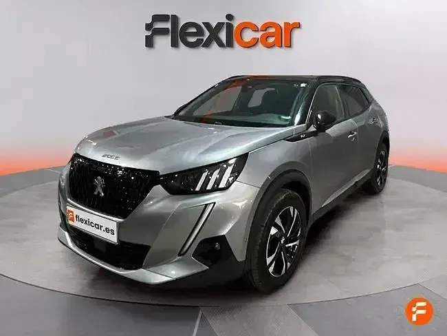 Usado Peugeot 2008 GT 130 CV (95 kW) 2022 Gris SUV