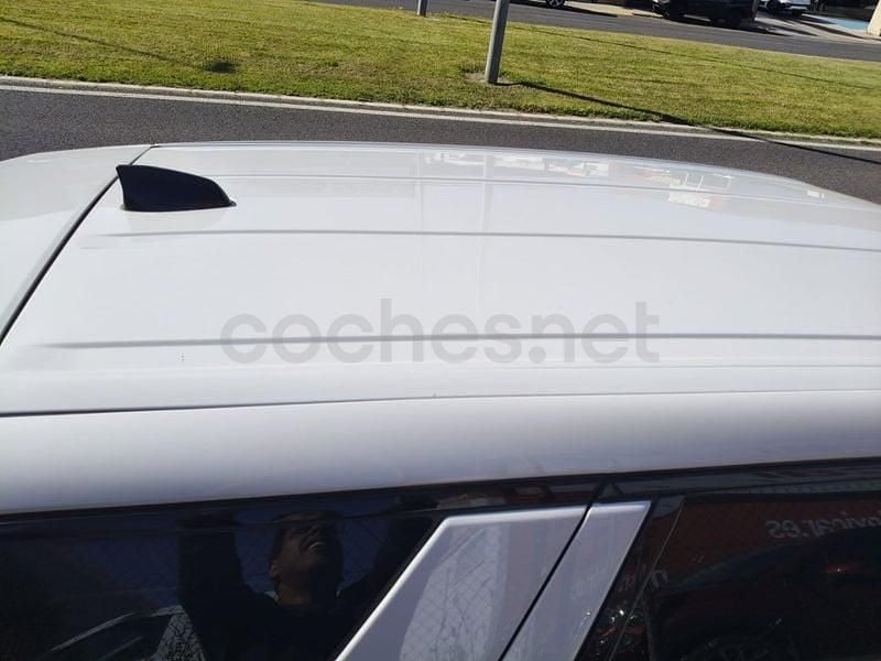 Usado Land Rover Discovery 4 HSE 180 CV (132 kW) 2016 Blanco SUV