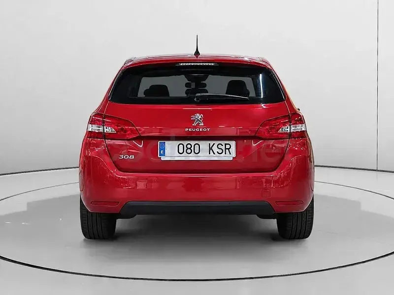 Usado Peugeot 308 SW Allure 130 CV (95 kW) 2018 Rojo Familiar
