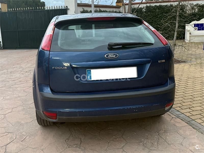Usado Ford Focus Trend 115 CV (84 kW) 2007 Azul Berlina