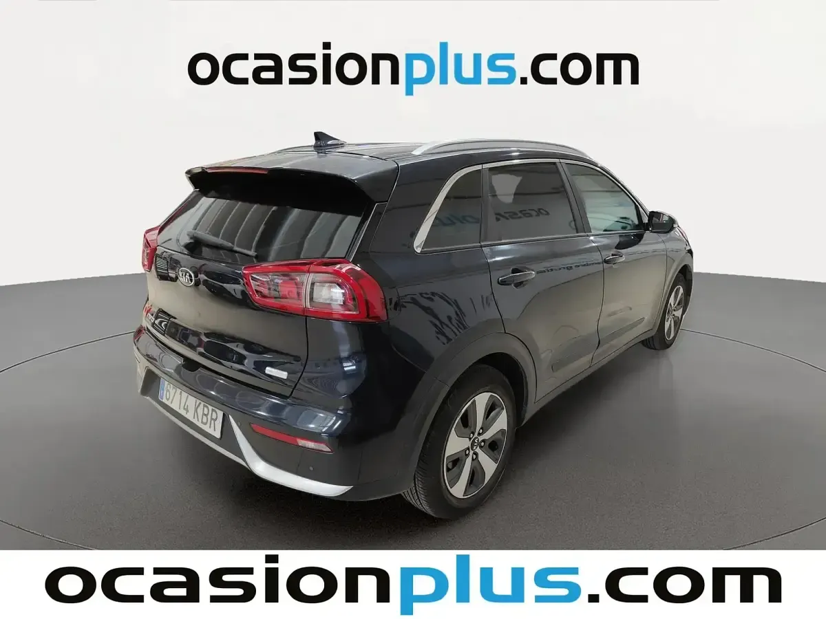 Usado Kia Niro 141 CV (103 kW) 2017 Negro SUV