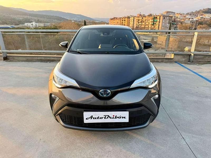 Usado Toyota C-HR Advance 122 CV (89 kW) 2023 Gris SUV