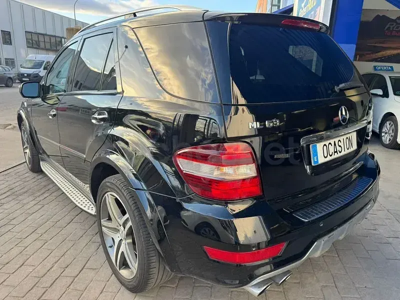 Usado Mercedes ML63 AMG AMG 510 CV (375 kW) 2009 Negro SUV