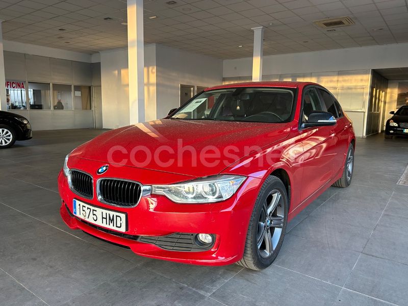 Rojo Usado 2012 BMW 316 Berlina | 11.900 € (Precio justo) - Imagen 1/4